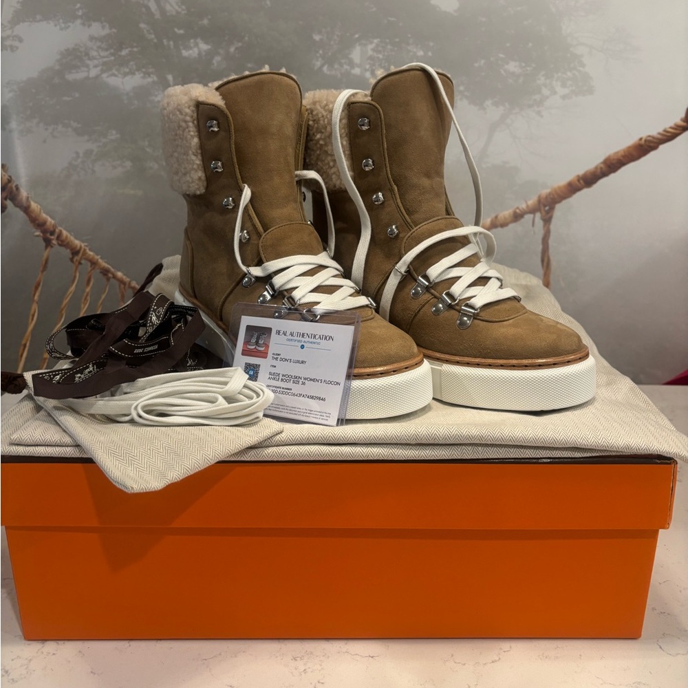 Hermes Flacon Ankle boots in Suede/Shearling